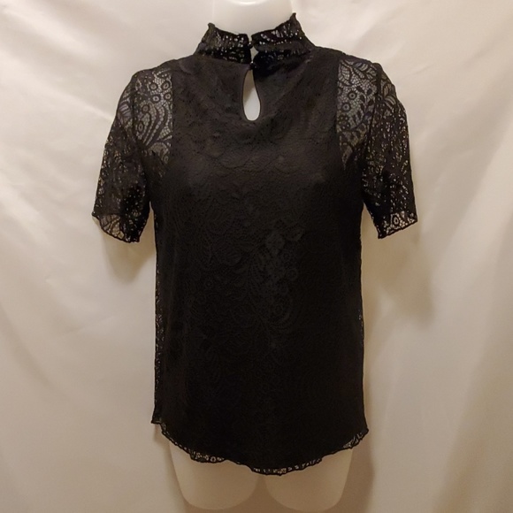NWT Bebe Black Lace Top Womens Medium - Picture 2 of 3